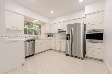 580 University Drive Coral Gables FL 33134