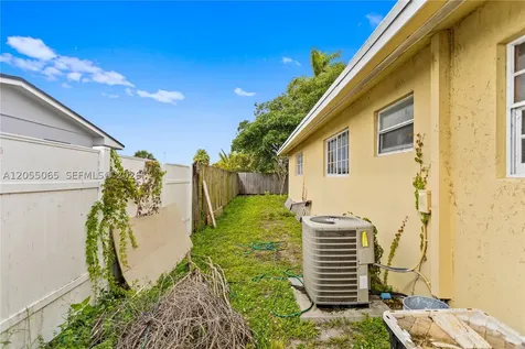17120 NW 17th Court Miami Gardens FL 33056