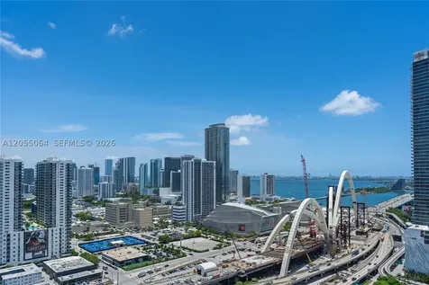20 NE 11th Street Miami FL 33132