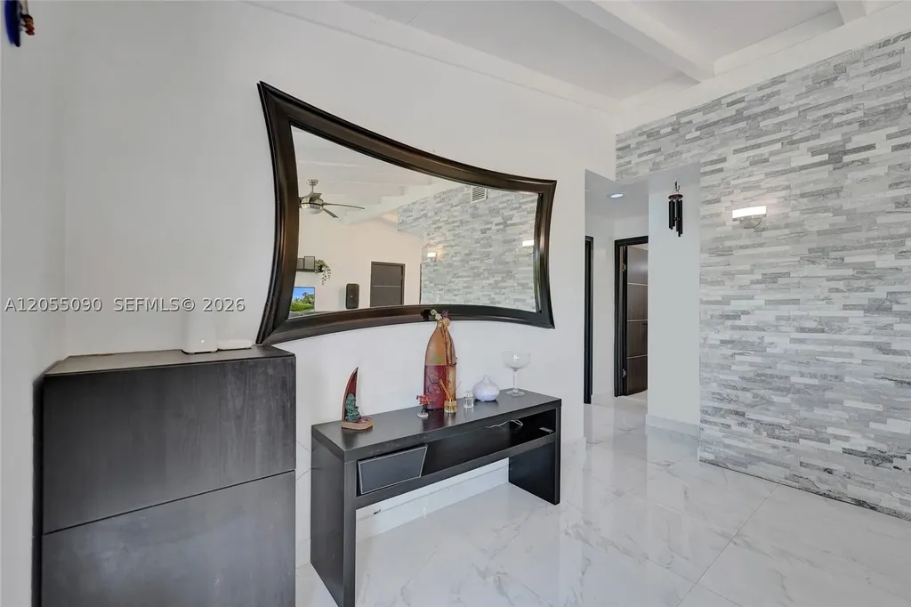 2531 Whale Harbor Lane Fort Lauderdale FL 33312