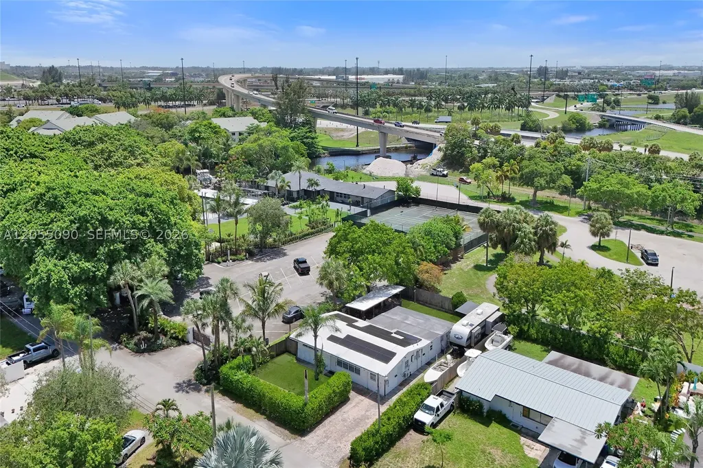 2531 Whale Harbor Lane Fort Lauderdale FL 33312