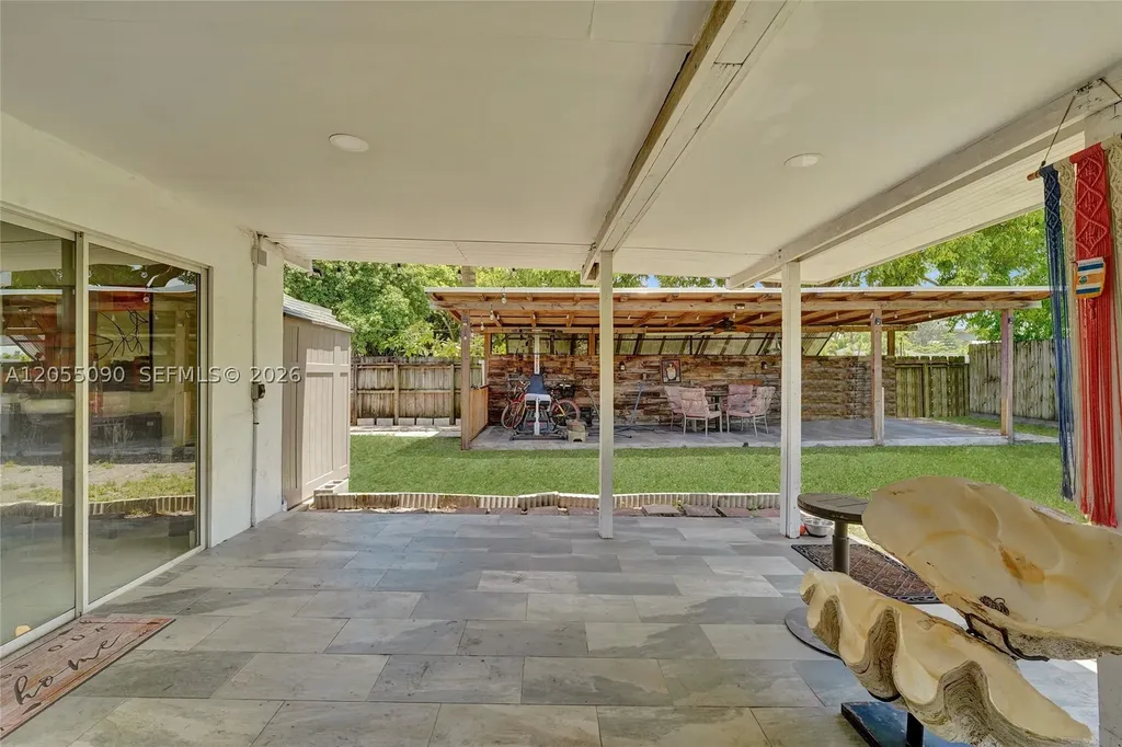 2531 Whale Harbor Lane Fort Lauderdale FL 33312