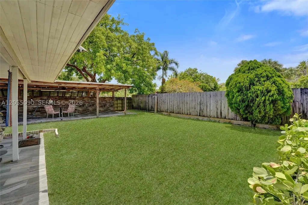 2531 Whale Harbor Lane Fort Lauderdale FL 33312
