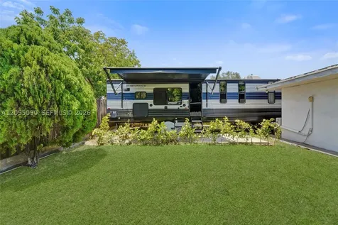 2531 Whale Harbor Lane Fort Lauderdale FL 33312