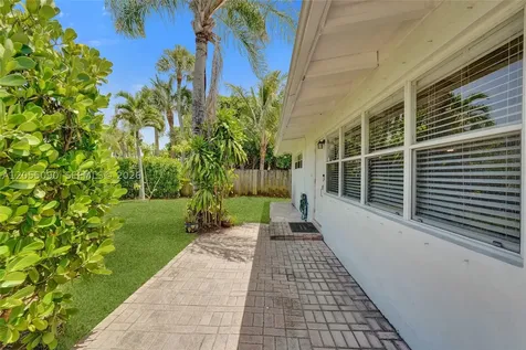 2531 Whale Harbor Lane Fort Lauderdale FL 33312