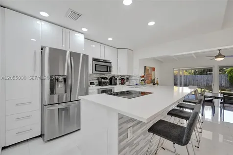 2531 Whale Harbor Lane Fort Lauderdale FL 33312