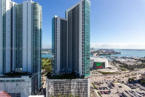 851 NE 1st Avenue Miami FL 33132