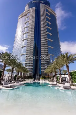 851 NE 1st Avenue Miami FL 33132