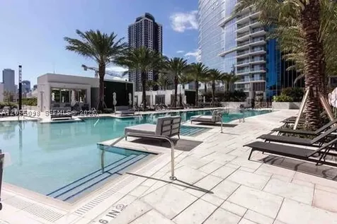 851 NE 1st Avenue Miami FL 33132