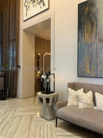2900 NE 7th Avenue Miami FL 33137
