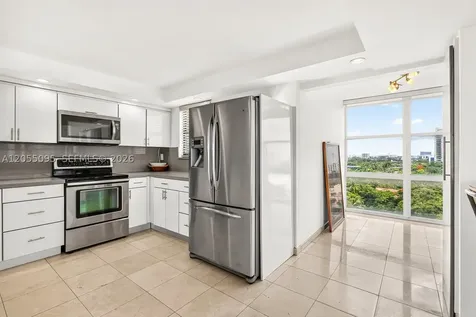 1901 Brickell Avenue Miami FL 33129