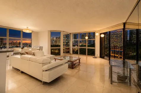 1901 Brickell Avenue Miami FL 33129