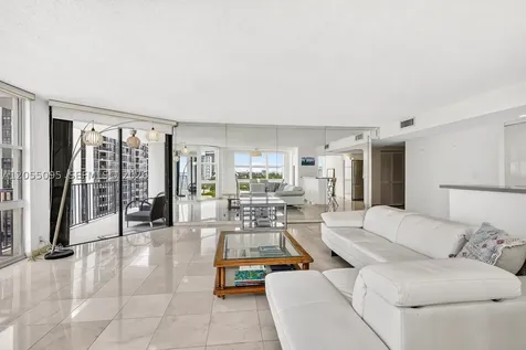 1901 Brickell Avenue Miami FL 33129