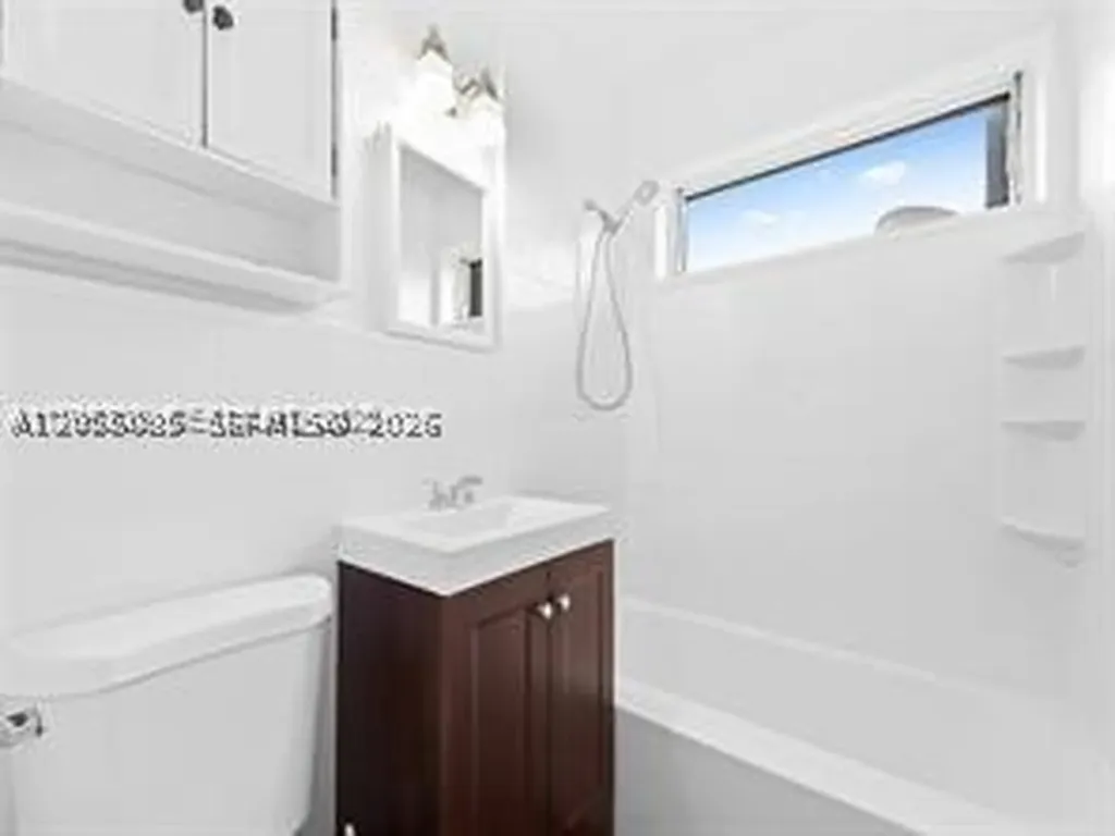 1311 N 19th Avenue Hollywood FL 33020