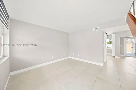5255 W 26th Court Hialeah FL 33016