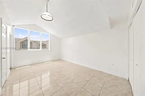 5255 W 26th Court Hialeah FL 33016