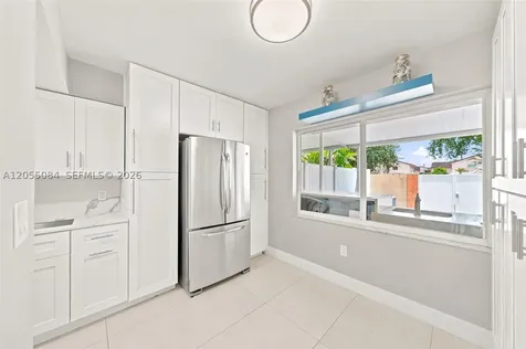 5255 W 26th Court Hialeah FL 33016