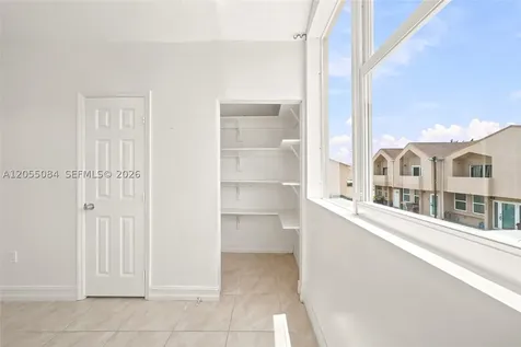 5255 W 26th Court Hialeah FL 33016