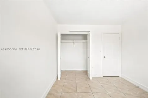 5255 W 26th Court Hialeah FL 33016
