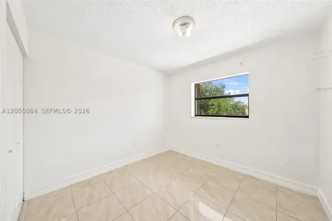 5255 W 26th Court Hialeah FL 33016