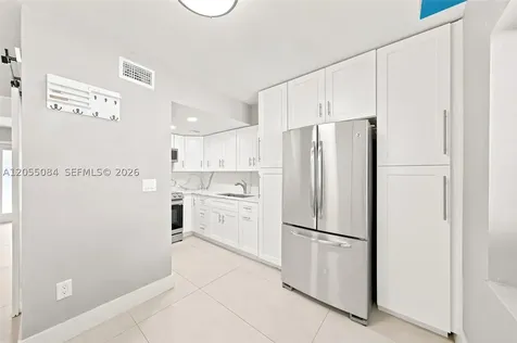 5255 W 26th Court Hialeah FL 33016