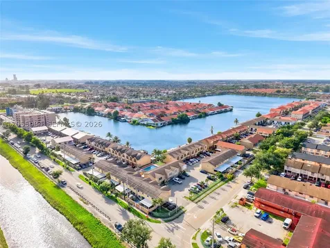 5255 W 26th Court Hialeah FL 33016