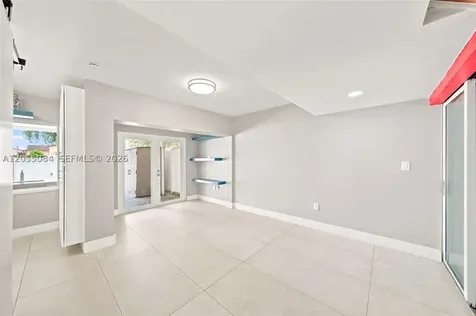 5255 W 26th Court Hialeah FL 33016