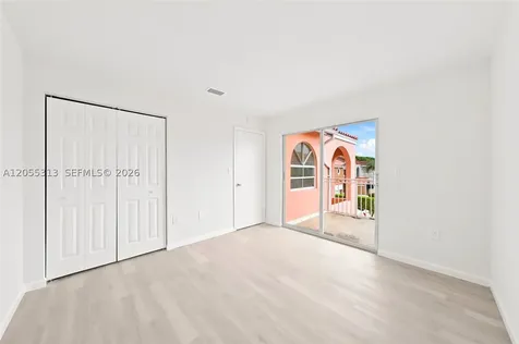 8684 NW 1st Street Miami FL 33126