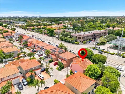 8684 NW 1st Street Miami FL 33126
