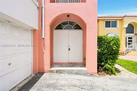 8684 NW 1st Street Miami FL 33126