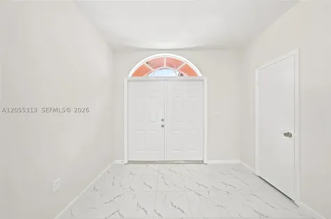 8684 NW 1st Street Miami FL 33126