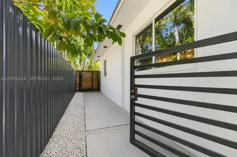 6507 SW 39th Terrace Miami FL 33155