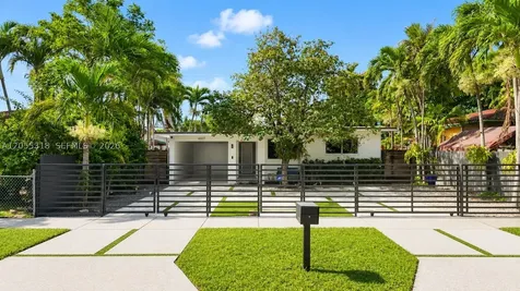 6507 SW 39th Terrace Miami FL 33155