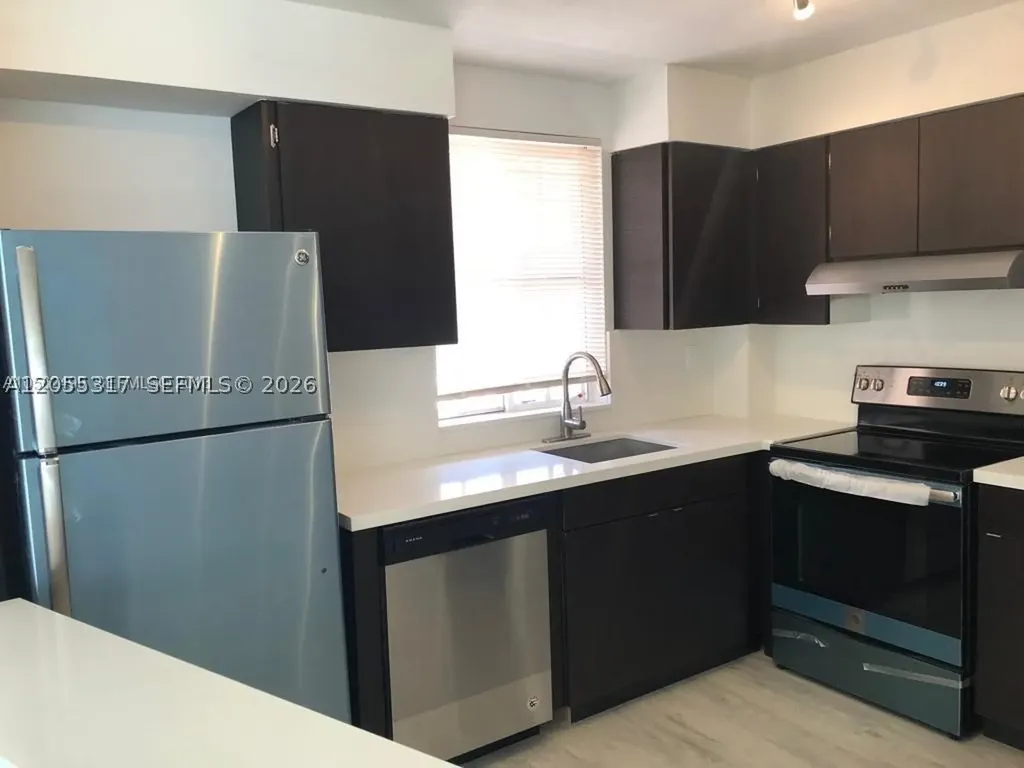 6195 NW 186th Street Hialeah FL 33015