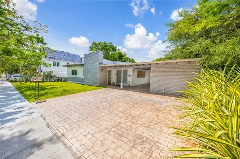 910 NE 81st Street Miami FL 33138