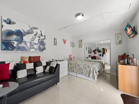 355 W 62nd Street Hialeah FL 33012