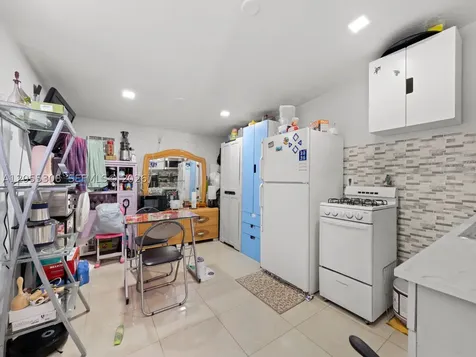 355 W 62nd Street Hialeah FL 33012