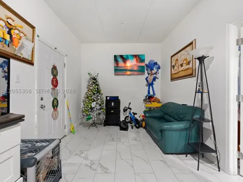 355 W 62nd Street Hialeah FL 33012