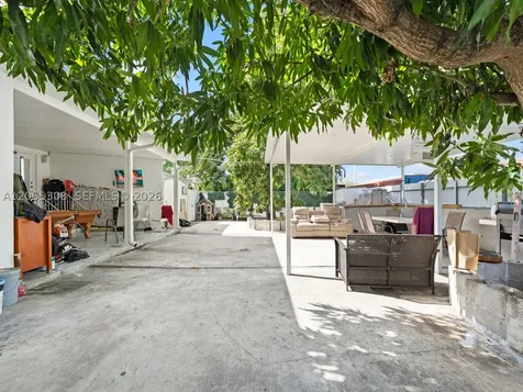 355 W 62nd Street Hialeah FL 33012