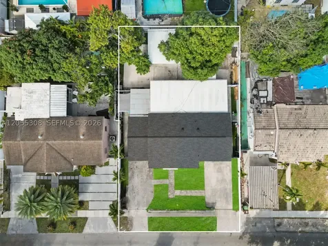355 W 62nd Street Hialeah FL 33012