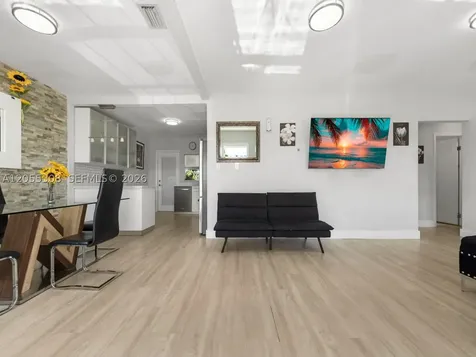 355 W 62nd Street Hialeah FL 33012