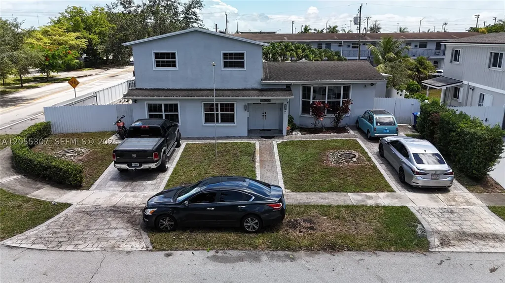 7400 NW 1st Court Pembroke Pines FL 33024