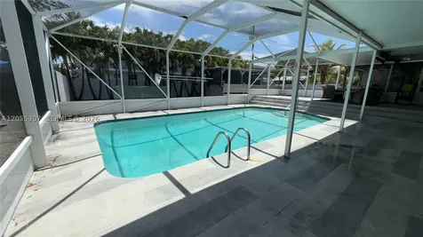 7400 NW 1st Court Pembroke Pines FL 33024