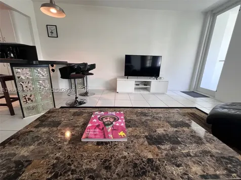 100 Lincoln Road Miami Beach FL 33139