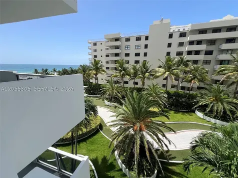 100 Lincoln Road Miami Beach FL 33139
