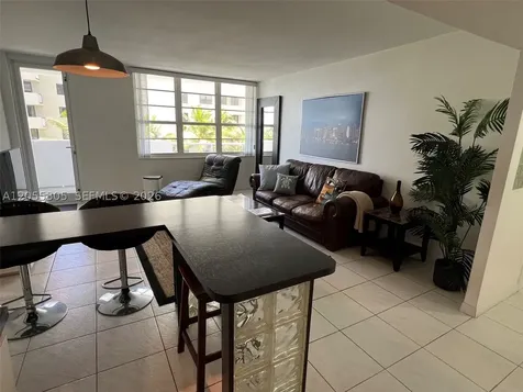100 Lincoln Road Miami Beach FL 33139