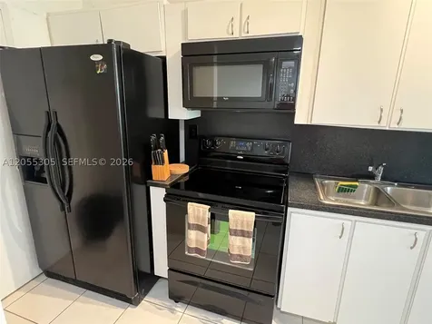 100 Lincoln Road Miami Beach FL 33139