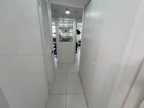100 Lincoln Road Miami Beach FL 33139