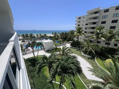 100 Lincoln Road Miami Beach FL 33139