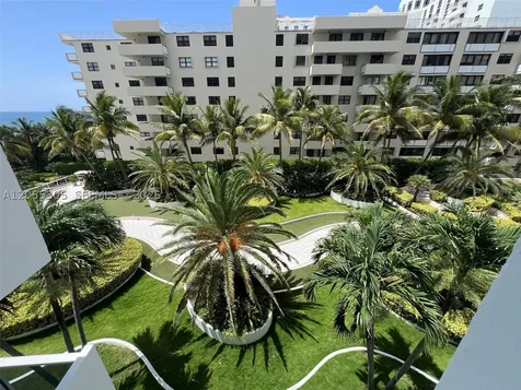 100 Lincoln Road Miami Beach FL 33139